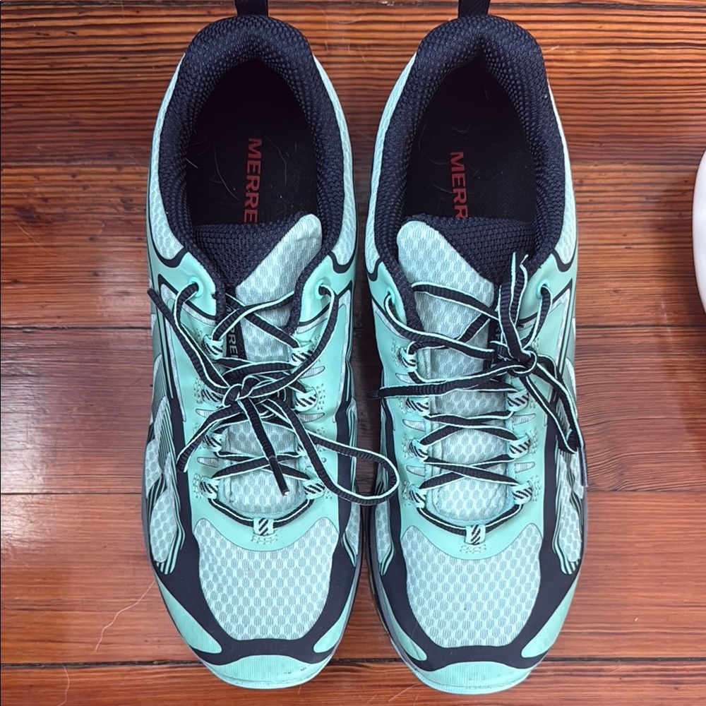 Merrell Green and Black Athletic Shoes with Breathable Mesh